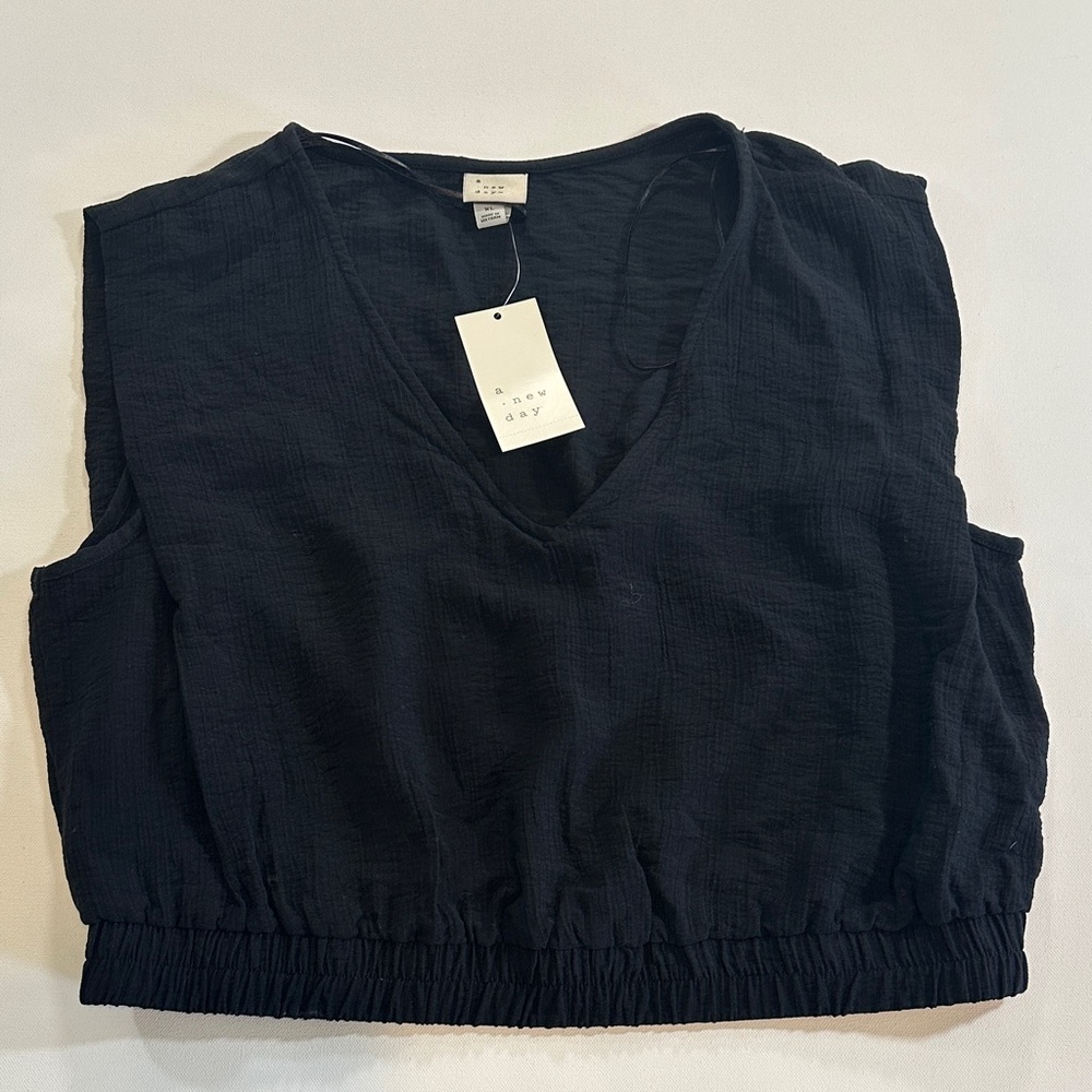 A New Day Black V-Neck Short Sleeve Blouse Women’s XL NWT